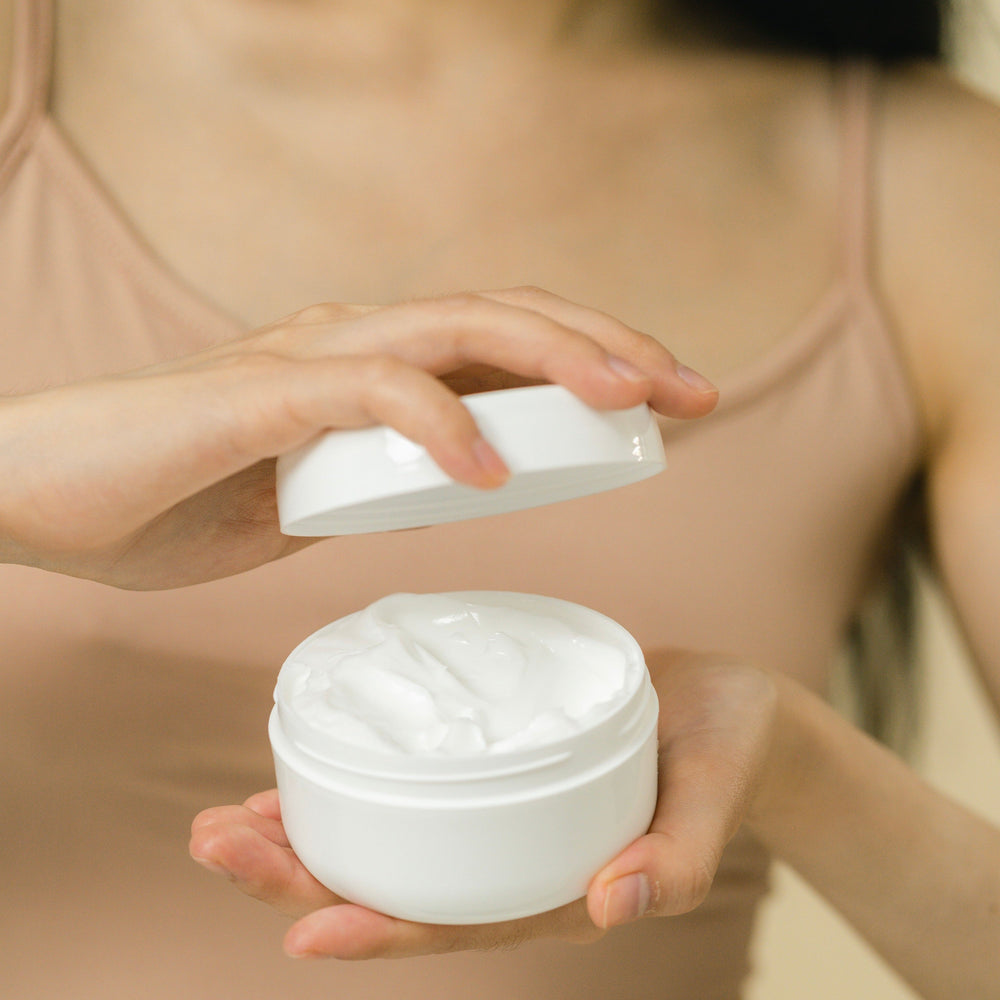 Should You Moisturise Before or After Retinol? Here’s the Right Way
